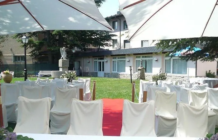 La Pardina Hotell Sabiñánigo